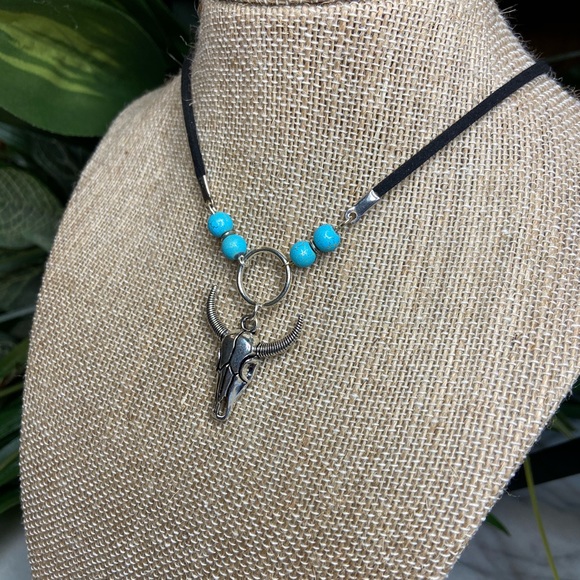 Turquoise and Leather Necklace - Picture 2 of 4
